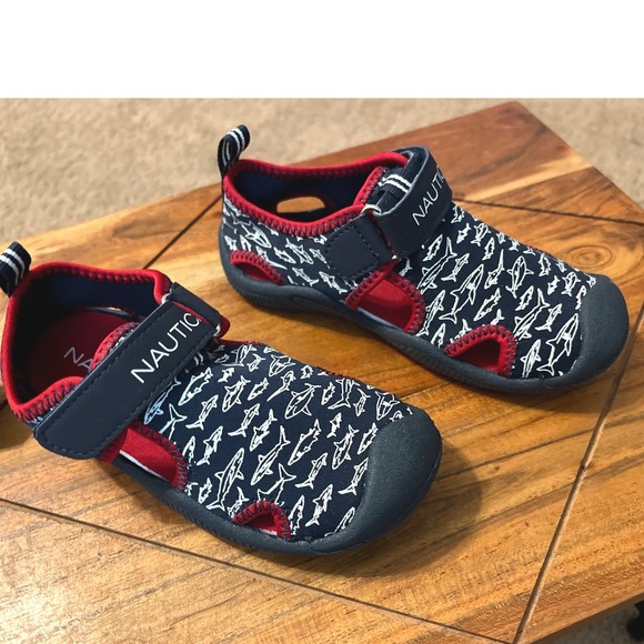 Nautica Other - Nautica Kids Water Shoes Sandals Shark Print Navy Red Hook Loop Size 9 NWT